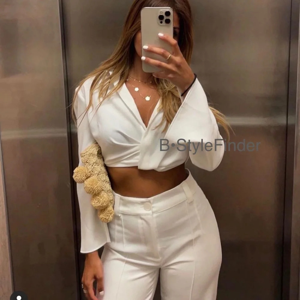 ZARA Blogger’s Fav| Pleated Cropped White Dress Shirt - Picture 5 of 16